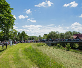 Auf der Brücke standen die meisten Zuschauer